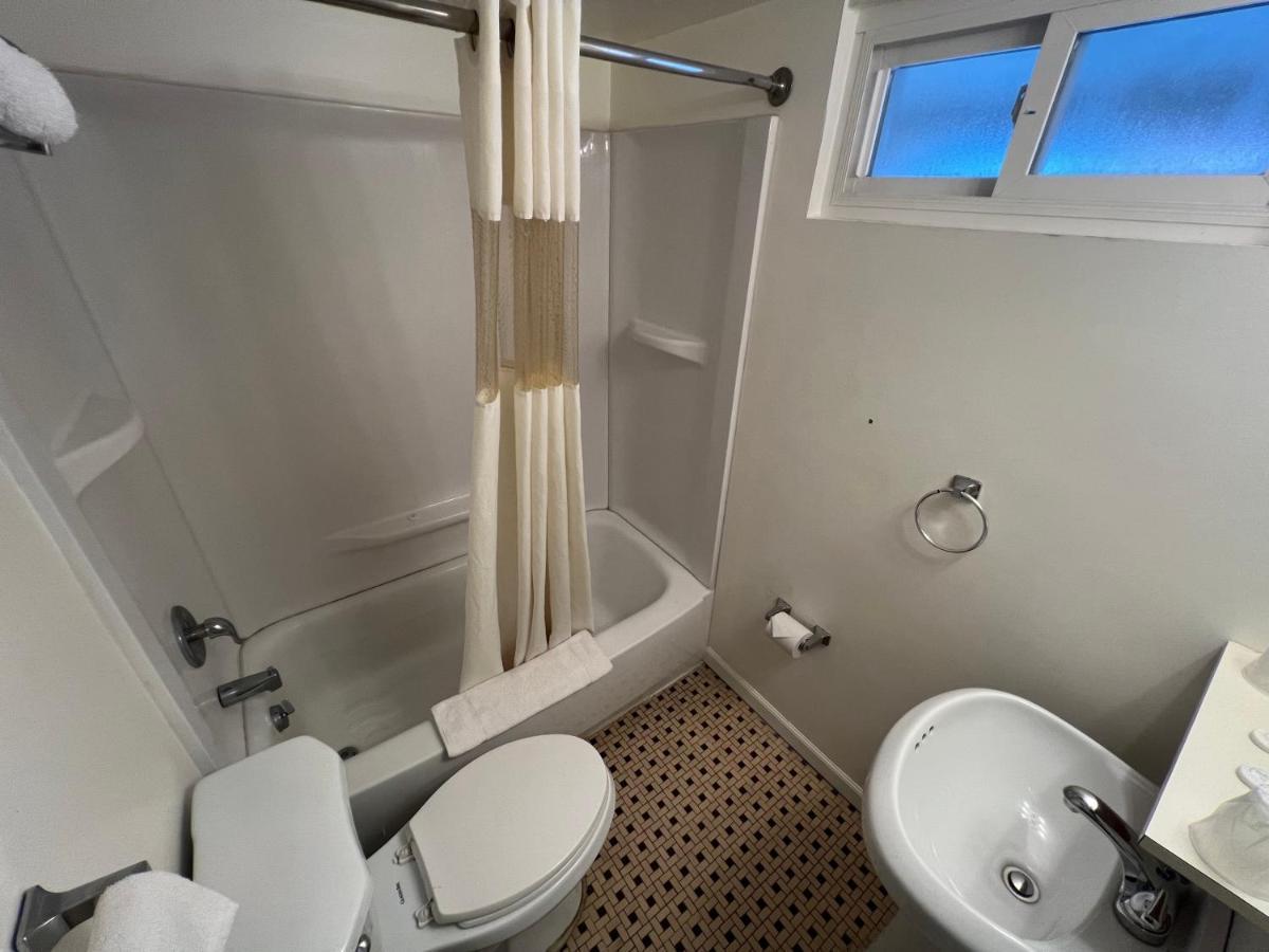 Hollander Motel New Holland Екстериор снимка